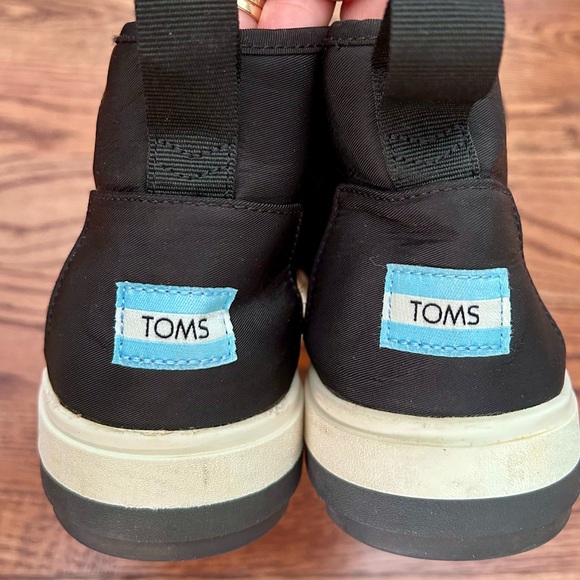 Toms Black Lug Hightops Canvas Lace Up Comfort Women's Sneakers Boots. Size 10W - Picture 4 of 9
